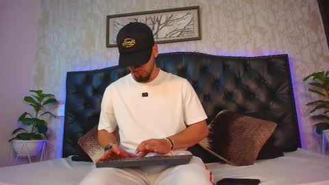 Matt online show from March 3, 5:02 am