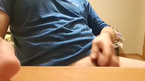 Snapshot of mattek89 chatting on January 6, 6:31 pm mattek89 online show from January 6, 6:31 pm