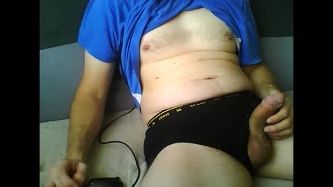 Snapshot of mattek89 chatting on November 13, 10:03 am mattek89 online show from November 13, 10:03 am