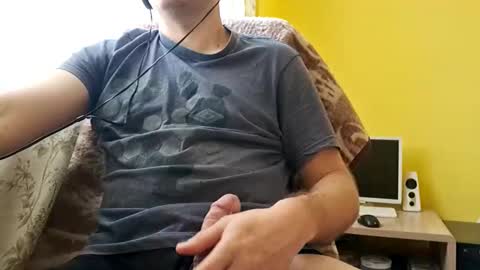 Snapshot of mattek89 chatting on December 4, 10:13 am mattek89 online show from December 4, 10:13 am