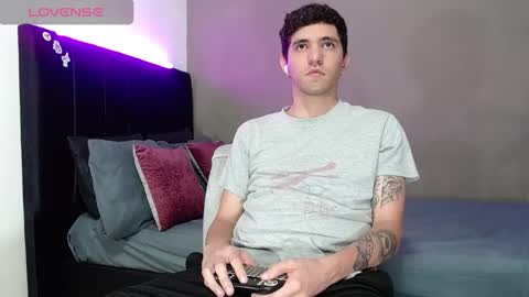 ---Matteo--- online show from February 22, 3:40 am