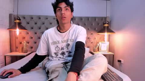 Snapshot of mattfiore chatting on November 20, 11:54 am mattfiore online show from November 20, 11:54 am