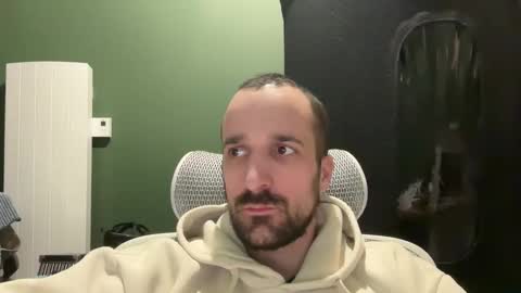 M online show from February 22, 12:01 am