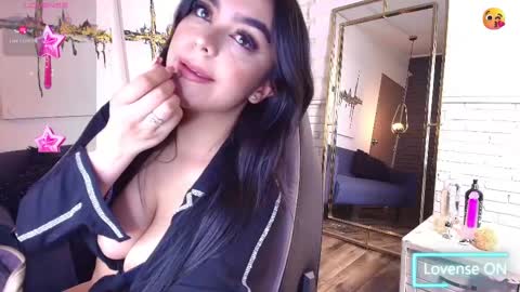 Snapshot of matti_sofia chatting on March 12, 5:02 am TATIANA AND ROUS online show from March 12, 5:02 am