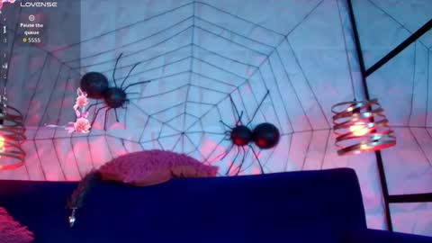 Snapshot of matti_sofia chatting on November 12, 11:10 am TATIANA AND ROUS online show from November 12, 11:10 am