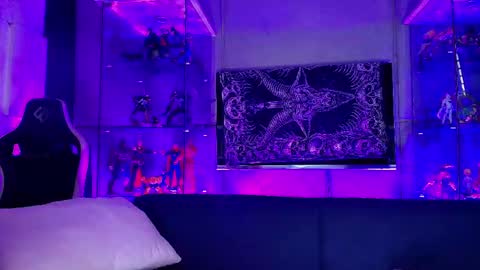 Snapshot of matti_sofia chatting on June 3, 2:33 pm TATIANA AND ROUS online show from June 3, 2:33 pm