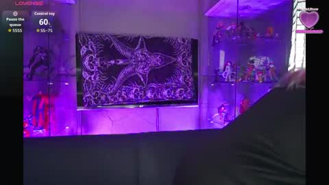 Snapshot of matti_sofia chatting on June 17, 11:12 am TATIANA AND ROUS online show from June 17, 11:12 am