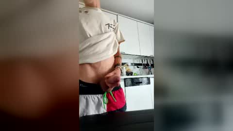 Snapshot of mattiatoyboyxxx chatting on June 16, 8:50 am mattiatoyboyxxx online show from June 16, 8:50 am