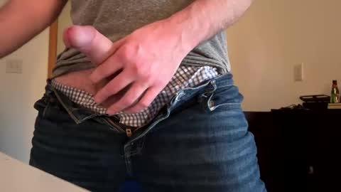 Snapshot of mattiufr chatting on December 17, 9:16 pm Matt online show from December 17, 9:16 pm