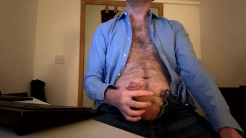 Snapshot of mattiufr chatting on December 18, 1:05 am Matt online show from December 18, 1:05 am