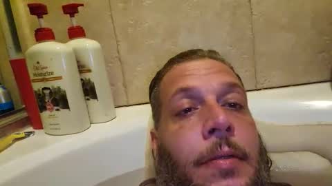 Mattmatt4401 online show from June 9, 11:44 am