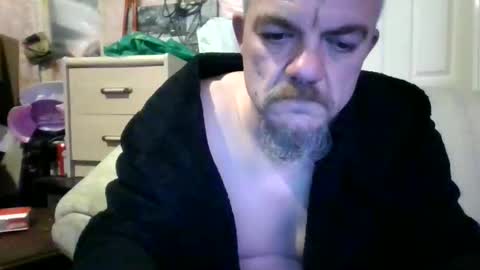 Snapshot of mattstanley424955 chatting on March 8, 2:04 am mattstanley424955 online show from March 8, 2:04 am