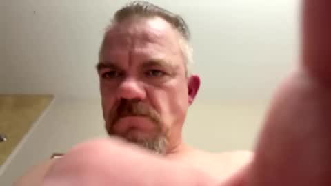 Snapshot of mattstanley424955 chatting on March 11, 11:00 pm mattstanley424955 online show from March 11, 11:00 pm