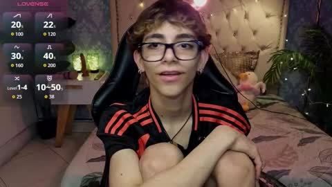 matty_spark online show from March 6, 1:18 pm