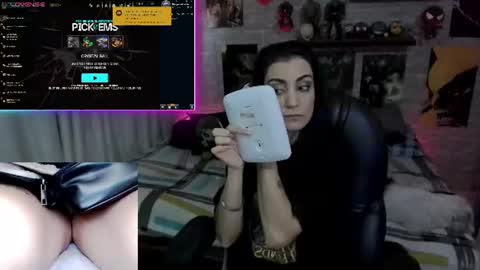 Snapshot of mature_gamer chatting on June 24, 1:10 pm Nath online show from June 24, 1:10 pm