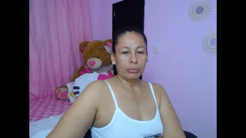 Snapshot of mature_martina_ chatting on January 10, 2:46 am Martina online show from January 10, 2:46 am