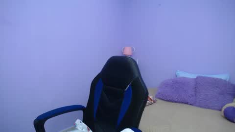 Snapshot of mature_martina_ chatting on January 16, 11:16 pm Martina online show from January 16, 11:16 pm