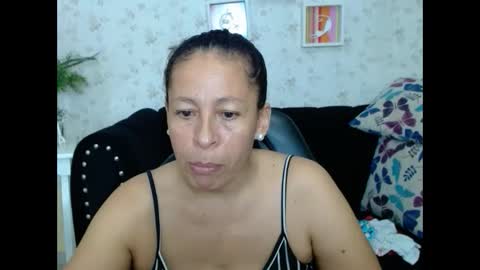 Snapshot of mature_martina_ chatting on January 26, 2:14 am Martina online show from January 26, 2:14 am