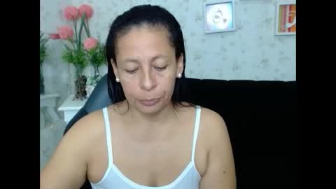 Snapshot of mature_martina_ chatting on January 26, 5:23 am Martina online show from January 26, 5:23 am