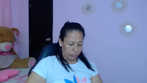 Snapshot of mature_martina_ chatting on February 1, 2:58 am Martina online show from February 1, 2:58 am
