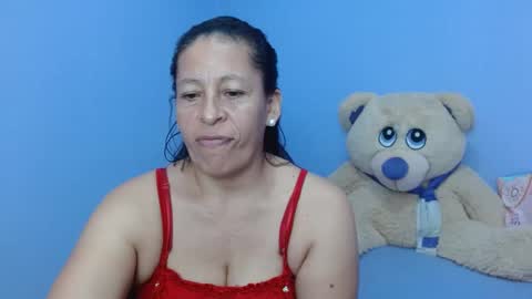 Snapshot of mature_martina_ chatting on February 1, 11:58 pm Martina online show from February 1, 11:58 pm