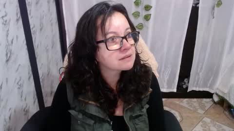 Snapshot of mature_wolf chatting on March 5, 12:44 pm Sonia online show from March 5, 12:44 pm