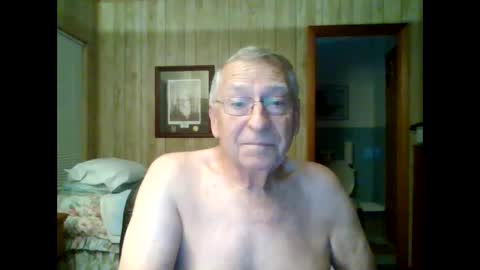 Snapshot of maturecouple1954 chatting on September 16, 11:00 am SXECPL55 at G mail Dot Com online show from September 16, 11:00 am