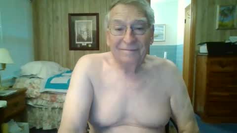 Snapshot of maturecouple1954 chatting on February 11, 1:05 pm SXECPL55 at G mail Dot Com online show from February 11, 1:05 pm