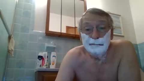 Snapshot of maturecouple1954 chatting on March 8, 4:33 pm SXECPL55 at G mail Dot Com online show from March 8, 4:33 pm