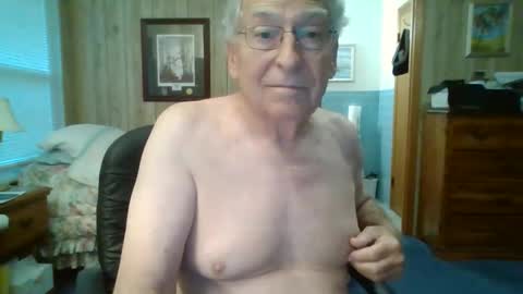 Snapshot of maturecouple1954 chatting on March 13, 12:23 pm SXECPL55 at G mail Dot Com online show from March 13, 12:23 pm