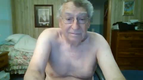 Snapshot of maturecouple1954 chatting on March 14, 12:10 pm SXECPL55 at G mail Dot Com online show from March 14, 12:10 pm