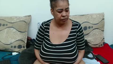 QUEEN online show from May 25, 9:32 pm