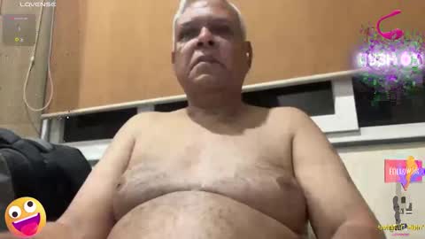 Snapshot of maturedman_44 chatting on November 27, 11:51 pm DEV online show from November 27, 11:51 pm