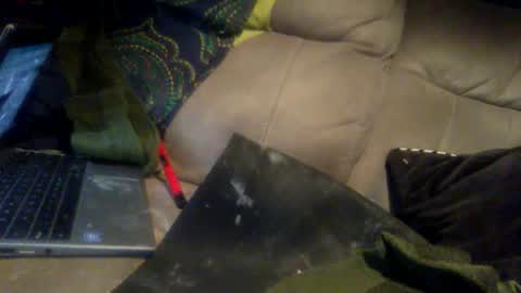 Snapshot of matureman1234 chatting on December 17, 6:58 pm matureman1234 online show from December 17, 6:58 pm