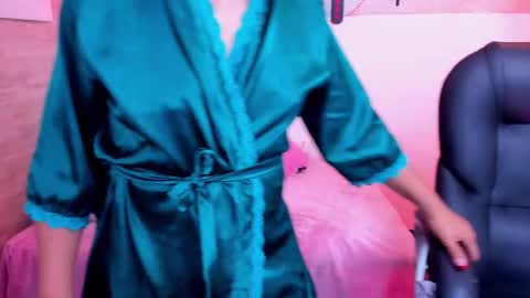 Snapshot of maturepure_ chatting on November 14, 12:20 am maturepure_ online show from November 14, 12:20 am