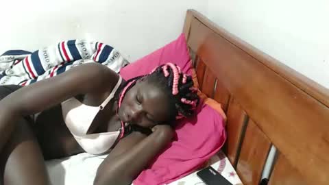 Snapshot of maui_001 chatting on October 27, 11:09 pm moh online show from October 27, 11:09 pm