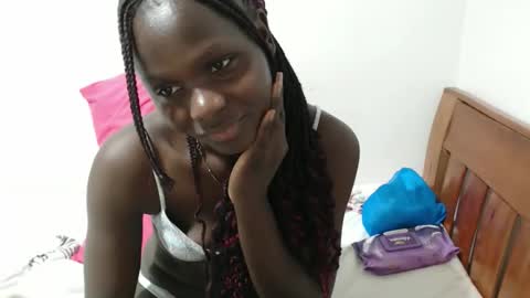 Snapshot of maui_001 chatting on November 23, 9:09 am moh online show from November 23, 9:09 am