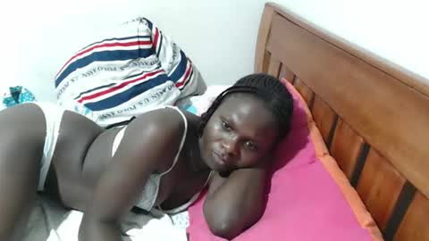 Snapshot of maui_001 chatting on December 1, 3:11 am moh online show from December 1, 3:11 am