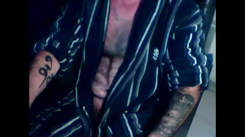 Snapshot of mauni1964 chatting on November 20, 1:00 pm mauni1964 online show from November 20, 1:00 pm