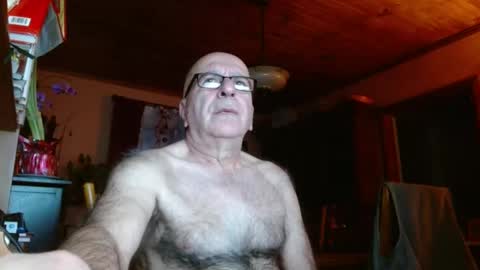 Maurice online show from January 19, 11:45 am