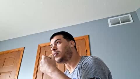 mauricescott online show from January 19, 3:49 pm