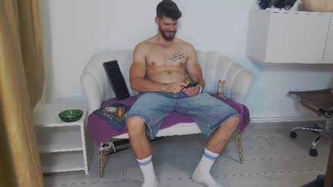 mauro_real_man online show from June 28, 4:24 pm
