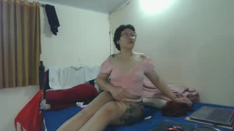 mauroluxandra online show from May 23, 10:25 pm