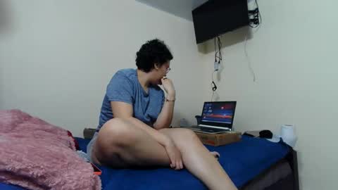 mauroluxandra online show from May 30, 6:05 pm