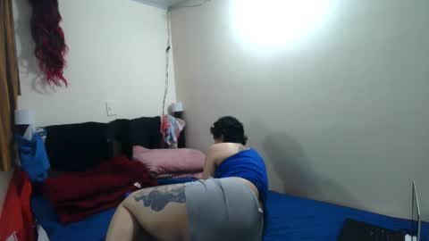 mauroluxandra online show from June 4, 4:35 pm