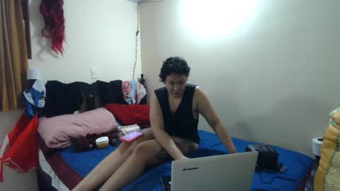 mauroluxandra online show from June 5, 5:18 pm