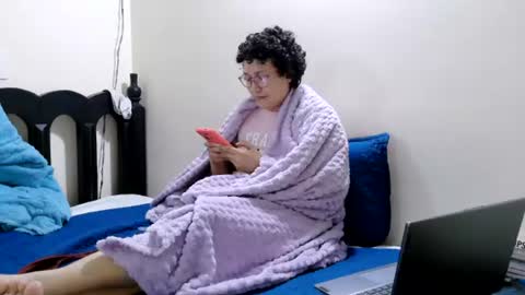mauroluxandra online show from July 28, 4:39 pm