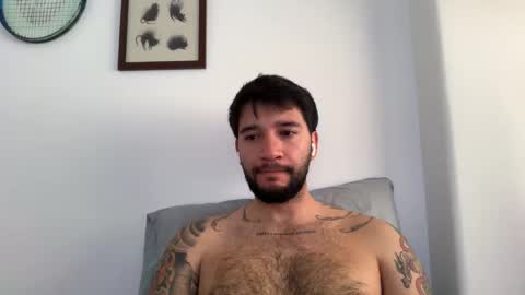 Snapshot of mauuu17 chatting on October 27, 2:43 pm mauuu17 online show from October 27, 2:43 pm