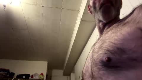 Snapshot of maverick7000 chatting on December 14, 7:29 am maverick7000 online show from December 14, 7:29 am