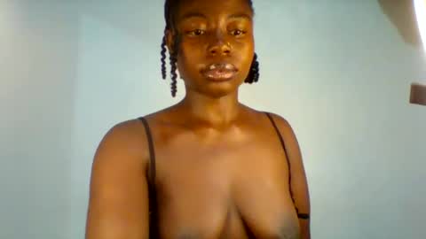 Snapshot of maverlous_pussy900 chatting on February 27, 4:01 am Maverlous pussy online show from February 27, 4:01 am